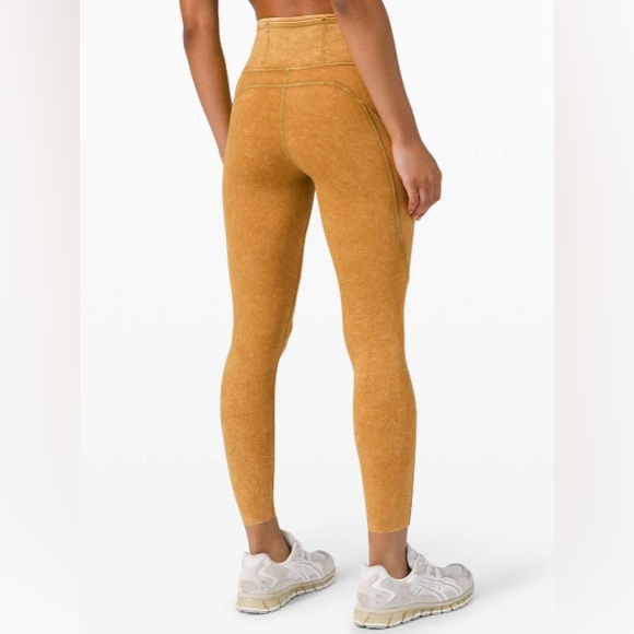 Lululemon Fast & Free HR Leggings - Picture 4 of 7